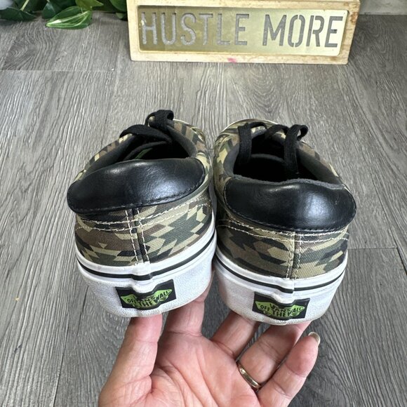 RARE VANS Era Digital Tribal Camo Sneakers Sz 10 Men\'s Authentic Skateboarding main image 8